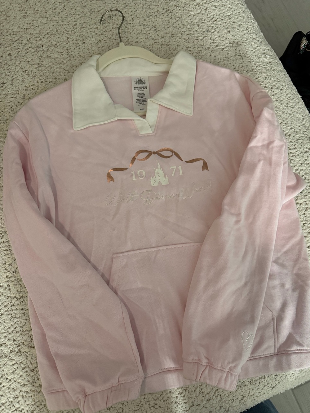 Women’s Disney world bow collared pullover